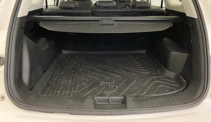 2020 MG HECTOR SHARP 1.5 DCT PETROL, Petrol, Automatic, 21,627 km, Boot Inside