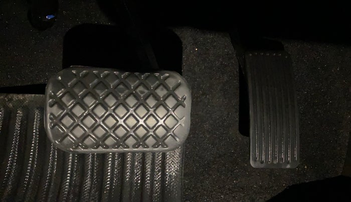 2020 MG HECTOR SHARP 1.5 DCT PETROL, Petrol, Automatic, 21,627 km, Pedals