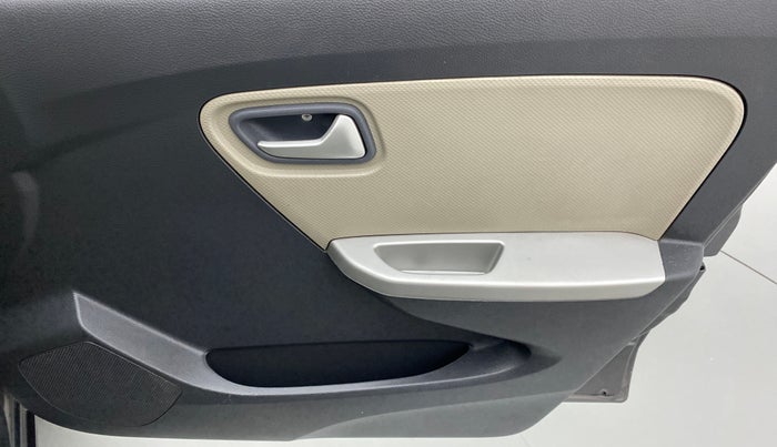 2016 Maruti Alto K10 VXI P, Petrol, Manual, 28,809 km, Driver Side Door Panels Control