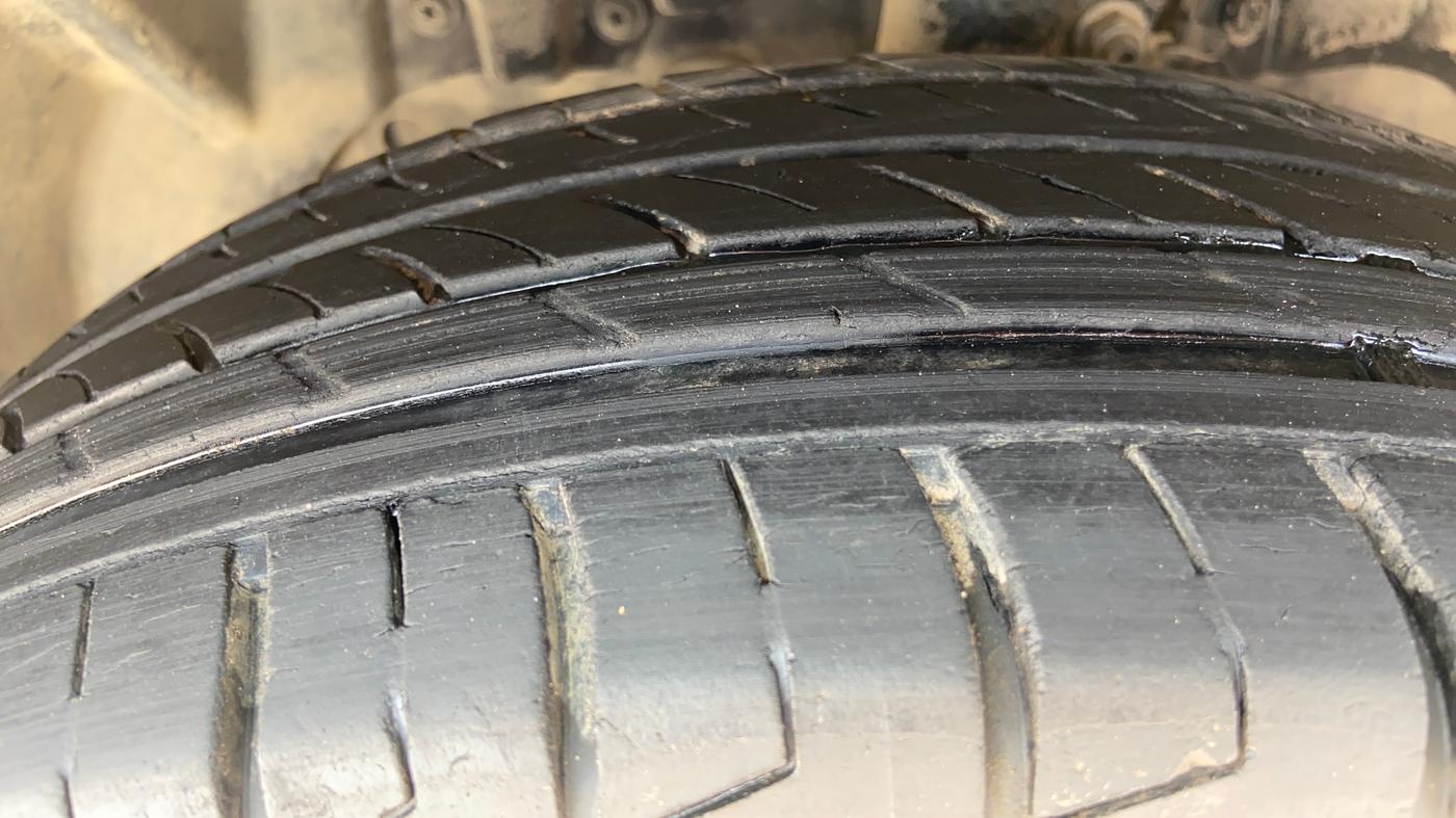 2015 Ford Ecosport TITANIUM 1.5L DIESEL, Diesel, Manual, 84,272 km, Left Front Tyre Tread