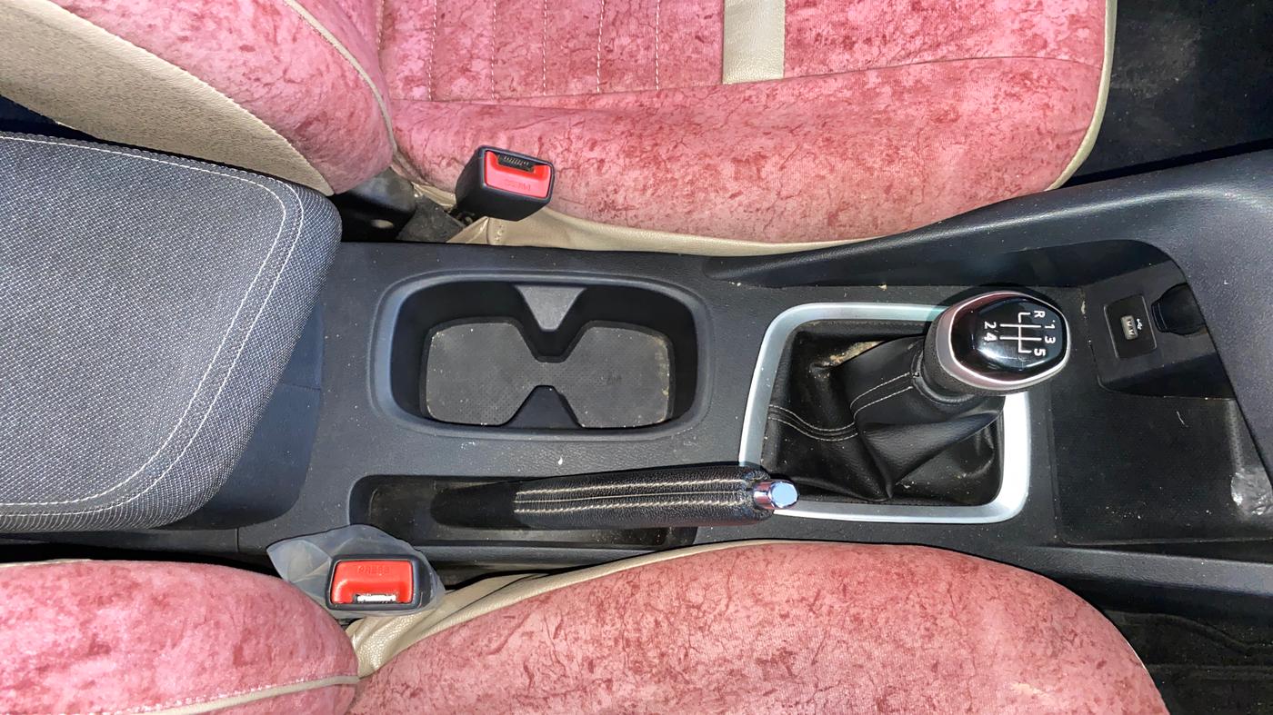 2022 Nissan MAGNITE XV PREMIUM, Petrol, Manual, 13,694 km, Gear Lever