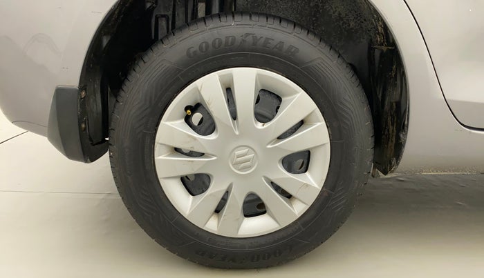 2014 Maruti Swift Dzire VXI, Petrol, Manual, 43,467 km, Right Rear Wheel