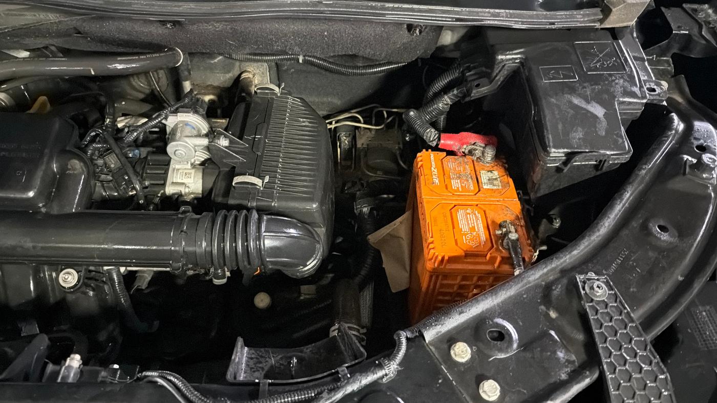 2022 Nissan MAGNITE XV PREMIUM, Petrol, Manual, 71,827 km, Engine View - Left