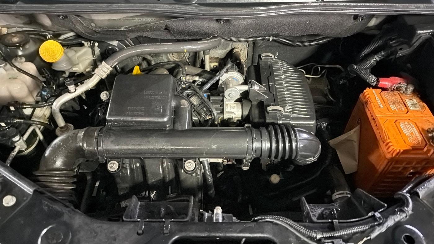 2022 Nissan MAGNITE XV PREMIUM, Petrol, Manual, 71,827 km, Engine View