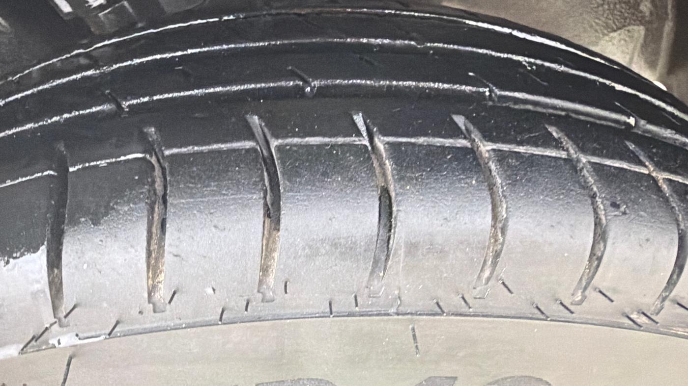 2019 Renault Kwid CLIMBER 1.0 (O), Petrol, Manual, 50,059 km, Right Front Tyre Tread