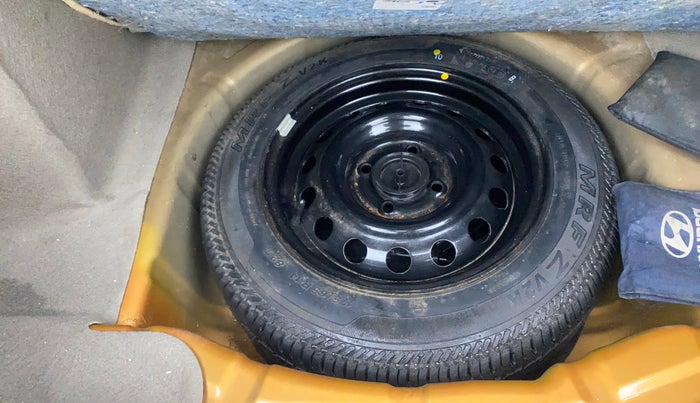 2016 Ford Figo Aspire AMBIENTE 1.2 PETROL, Petrol, Manual, 46,363 km, Spare Tyre