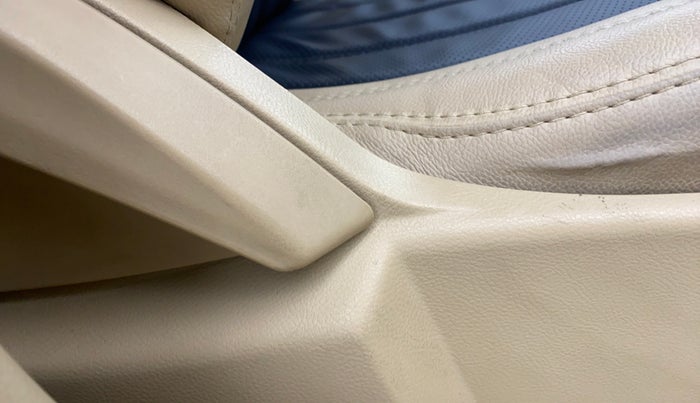 2016 Ford Figo Aspire AMBIENTE 1.2 PETROL, Petrol, Manual, 46,363 km, Driver Side Adjustment Panel