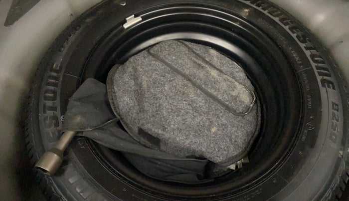 2017 Hyundai Elite i20 ASTA 1.2 (O), Petrol, Manual, 35,745 km, Spare Tyre