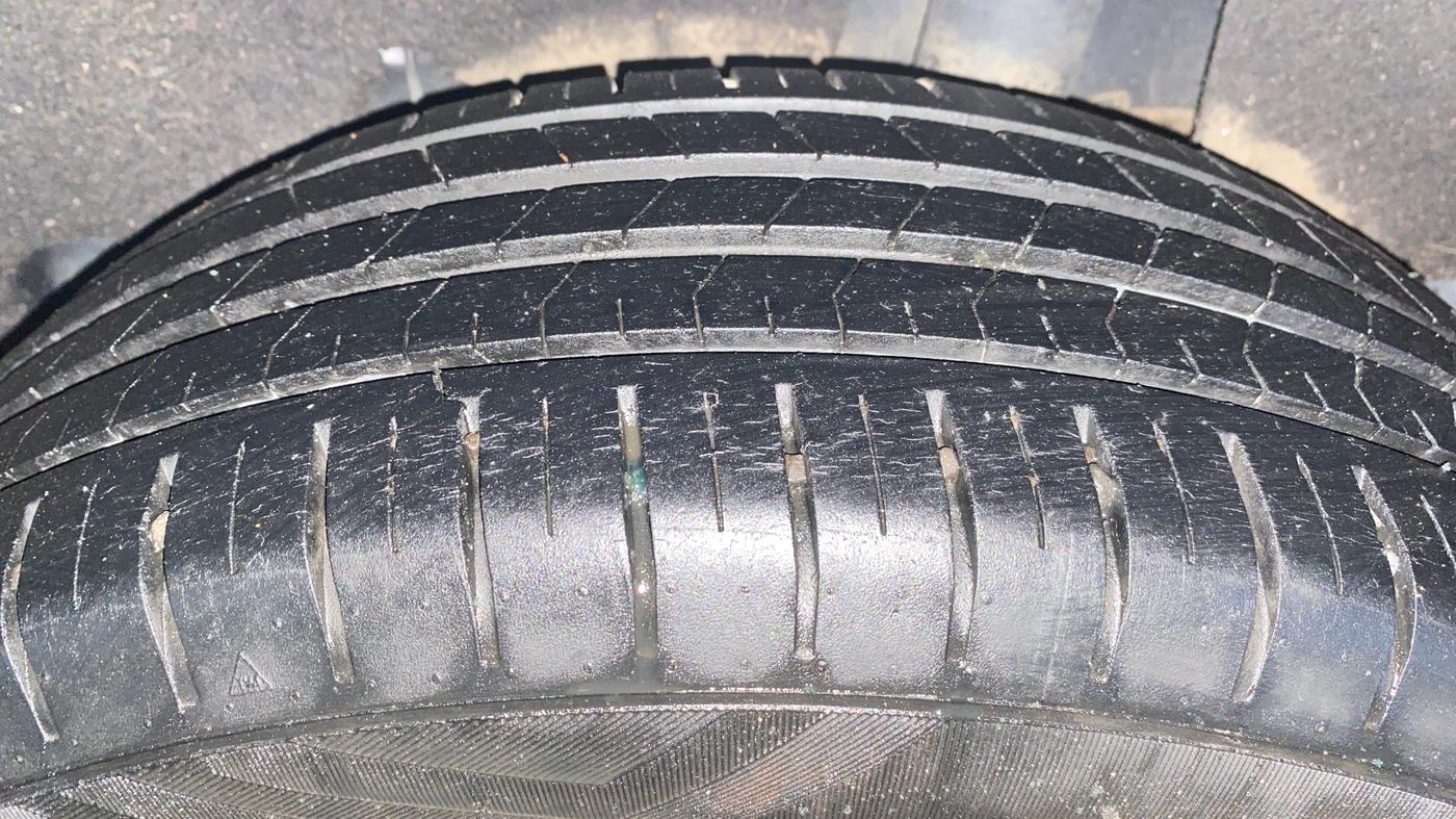 2019 Maruti Baleno ALPHA CVT PETROL 1.2, Petrol, Automatic, 38,281 km, Left Rear Tyre Tread