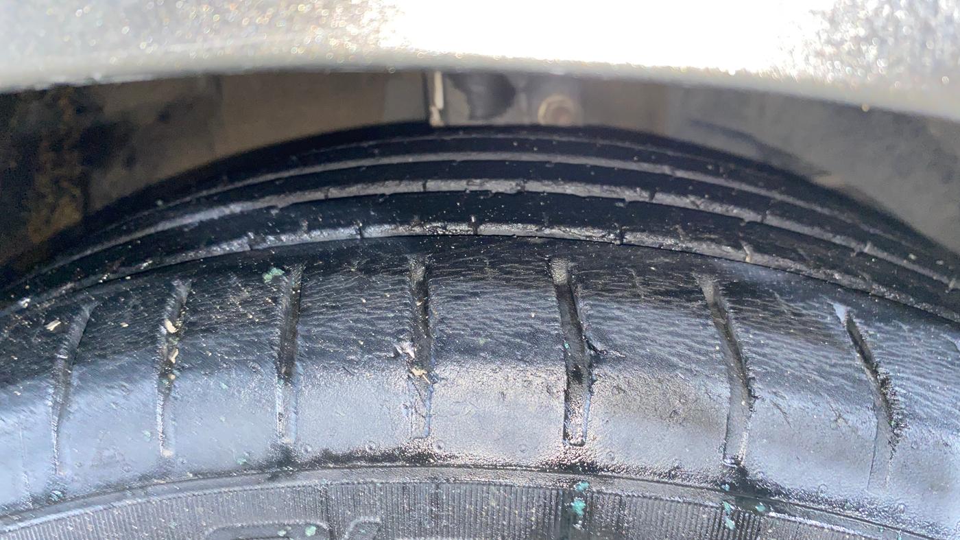 2019 Maruti Baleno ALPHA CVT PETROL 1.2, Petrol, Automatic, 38,281 km, Right Front Tyre Tread