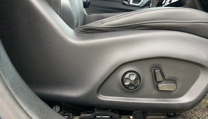 2021 Jeep Compass MODEL S (O) 1.4 PETROL DCT, Petrol, Automatic, 53,793 km, Driver Side Adjustment Panel