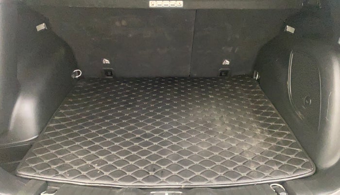 2021 Jeep Compass MODEL S (O) 1.4 PETROL DCT, Petrol, Automatic, 53,793 km, Boot Inside