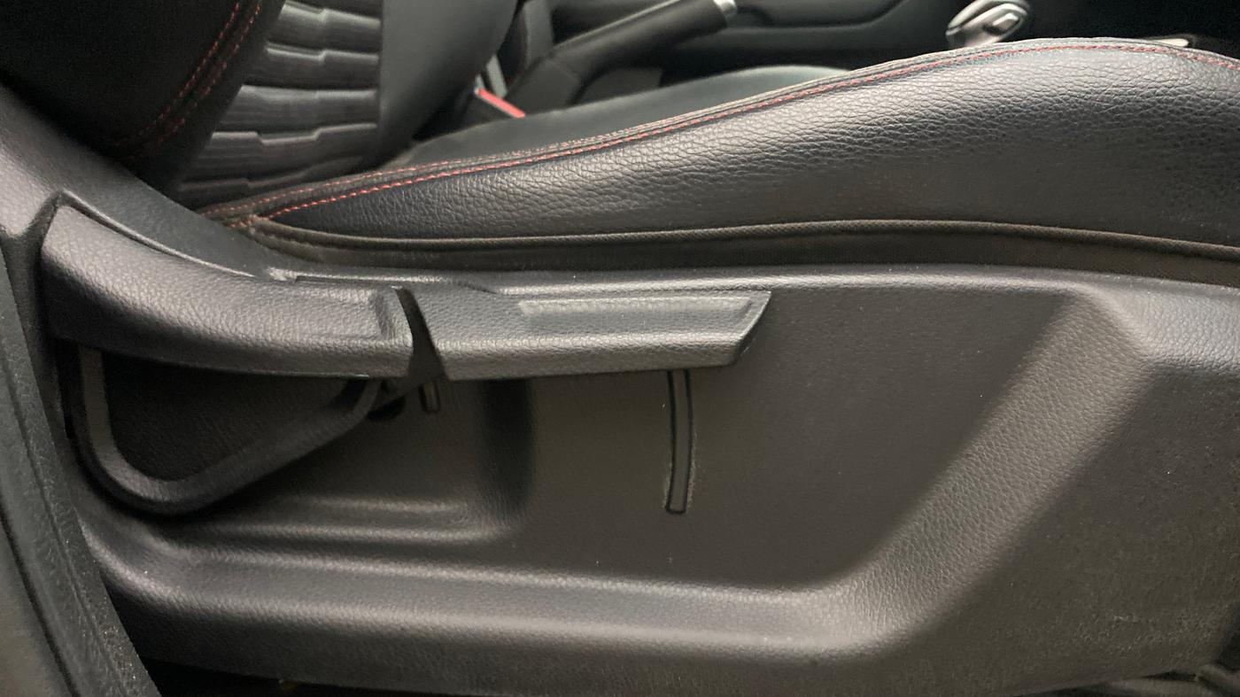 2022 KIA SONET GTX PLUS 1.0 DCT, Petrol, Automatic, 1,05,769 km, Driver Side Adjustment Panel