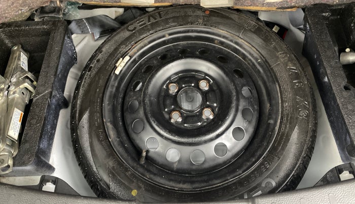 2015 Maruti Wagon R 1.0 VXI AMT, Petrol, Automatic, 34,337 km, Spare Tyre