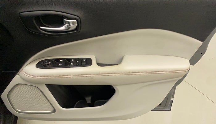2019 Jeep Compass LIMITED 1.4 PETROL AT, Petrol, Automatic, 51,832 km, Driver Side Door Panels Control