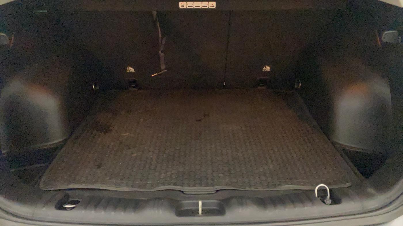 2019 Jeep Compass LIMITED 1.4 PETROL AT, Petrol, Automatic, 51,832 km, Boot Inside