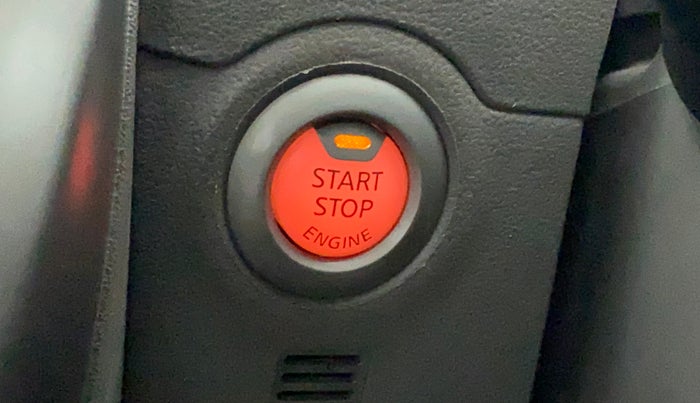 2015 Nissan Micra XV CVT, Petrol, Automatic, 55,813 km, Keyless Start/ Stop Button