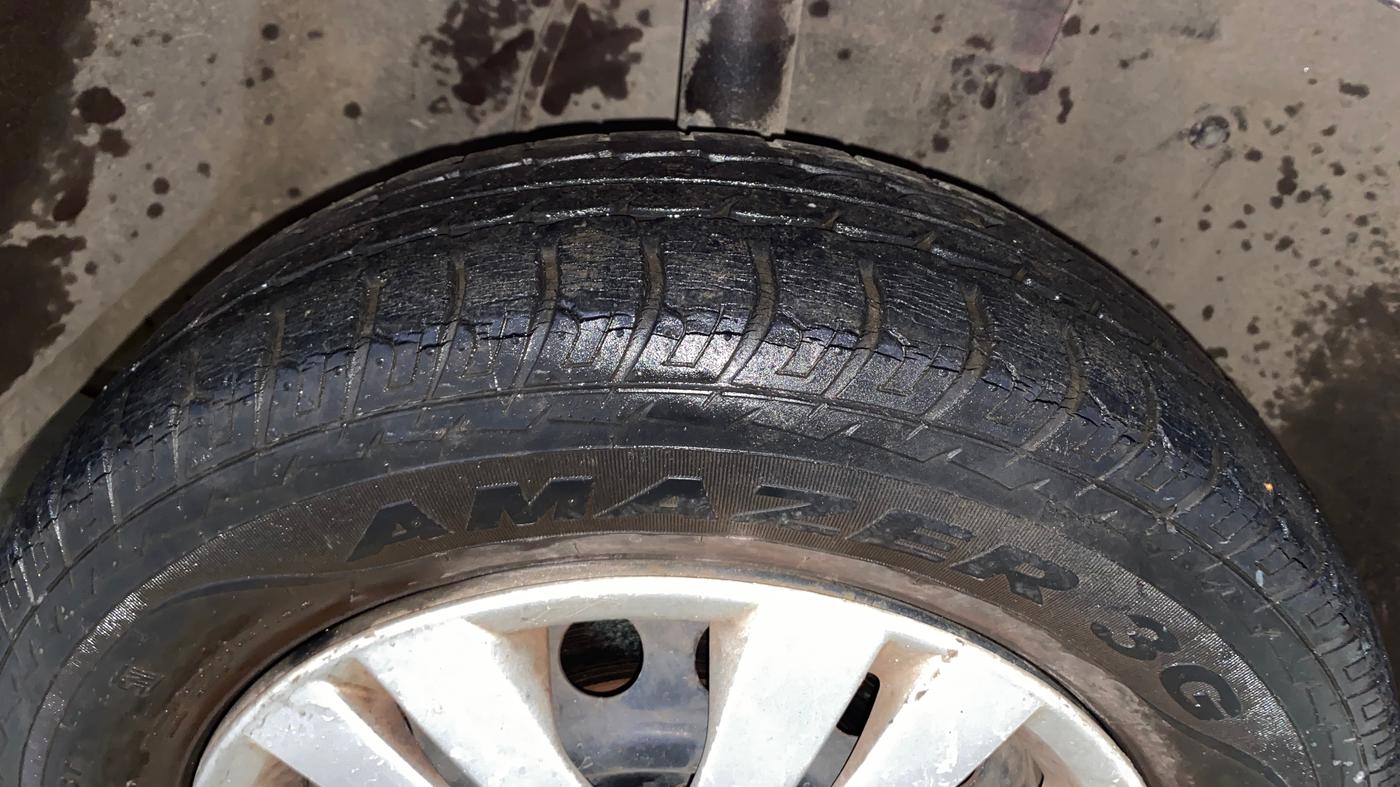 2015 Datsun Go T, Petrol, Manual, 51,255 km, Right Front Tyre Tread