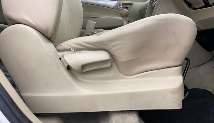 2016 Maruti Ertiga VXI, Petrol, Manual, 32,301 km, Driver Side Adjustment Panel