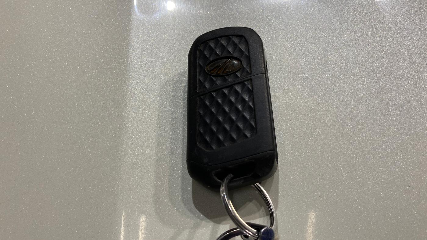 2019 Mahindra MARAZZO M4 8 STR, Diesel, Manual, 1,25,246 km, Key Close Up
