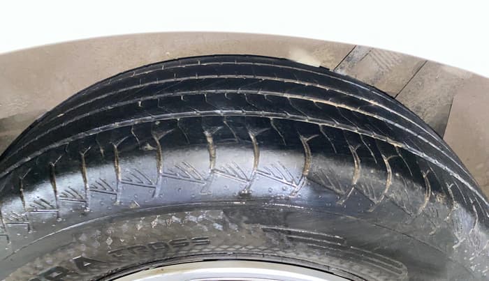 2019 Mahindra MARAZZO M4 8 STR, Diesel, Manual, 1,25,202 km, Left Rear Tyre Tread