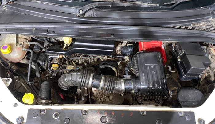 2019 Mahindra MARAZZO M4 8 STR, Diesel, Manual, 1,25,202 km, Engine View