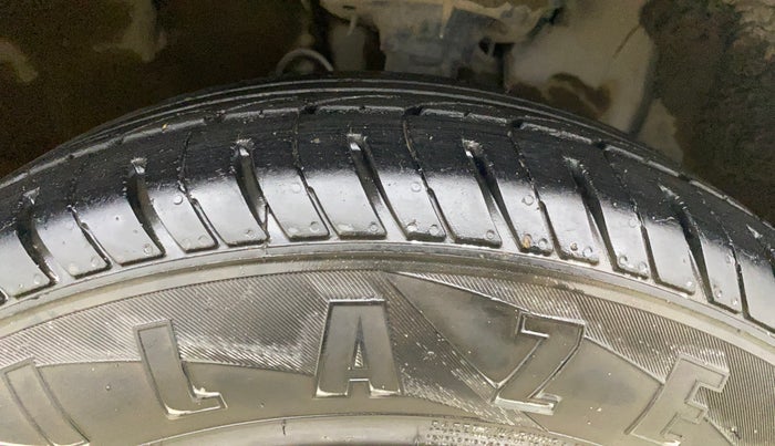 2019 Hyundai Elite i20 ERA 1.2, Petrol, Manual, 68,233 km, Right Front Tyre Tread