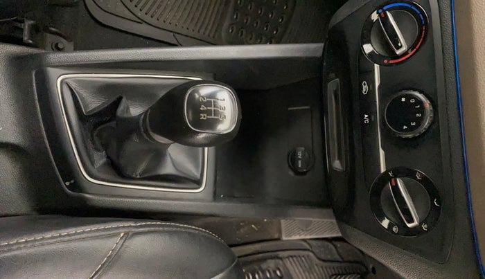 2019 Hyundai Elite i20 ERA 1.2, Petrol, Manual, 68,233 km, Gear Lever