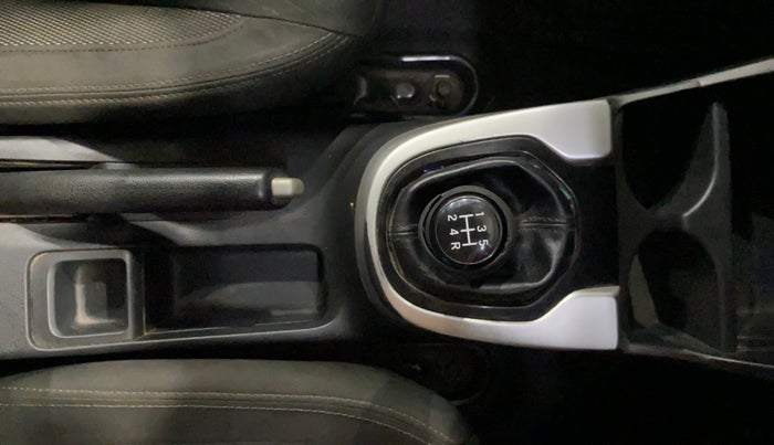 2017 Honda WR-V 1.2L I-VTEC VX MT, Petrol, Manual, 89,247 km, Gear Lever