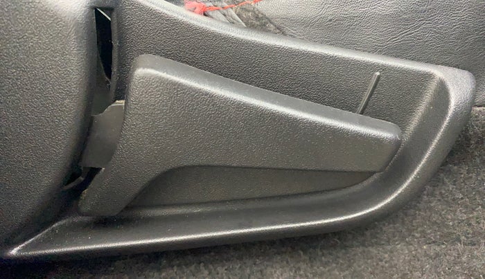 2023 Maruti Alto K10 VXI, Petrol, Manual, 20,379 km, Driver Side Adjustment Panel