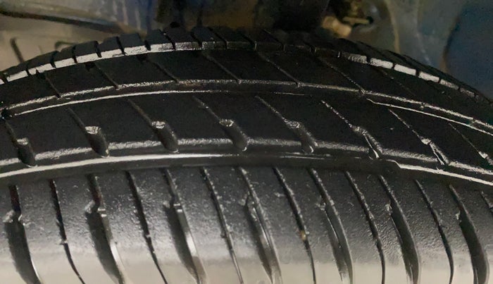 2023 Maruti Alto K10 VXI, Petrol, Manual, 20,379 km, Left Front Tyre Tread