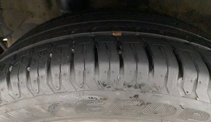 2021 Hyundai Verna SX 1.5 VTVT, Petrol, Manual, 33,976 km, Right Rear Tyre Tread