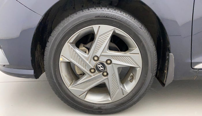 2021 Hyundai Verna SX 1.5 VTVT, Petrol, Manual, 33,976 km, Left Front Wheel