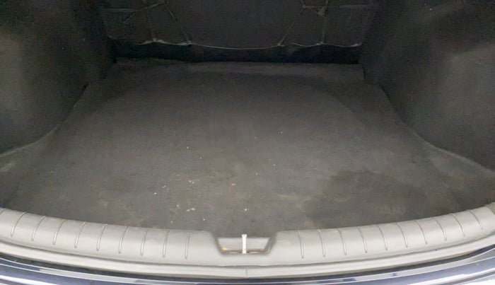 2021 Hyundai Verna SX 1.5 VTVT, Petrol, Manual, 33,976 km, Boot Inside