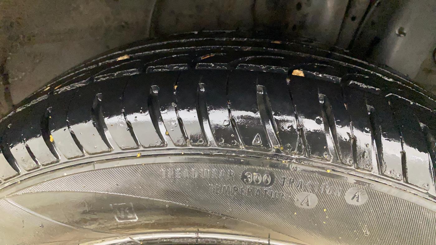 2019 Hyundai Elite i20 MAGNA PLUS 1.2, Petrol, Manual, 65,620 km, Left Rear Tyre Tread