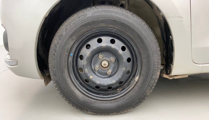 2017 Maruti Dzire VDI, Diesel, Manual, 94,974 km, Left Front Wheel