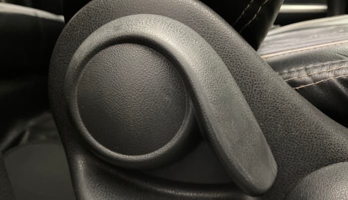 2019 Nissan Micra Active XV, Petrol, Manual, 97,178 km, Driver Side Adjustment Panel