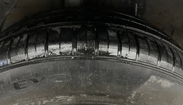 2018 Hyundai Elite i20 SPORTZ 1.2, Petrol, Manual, 61,195 km, Right Rear Tyre Tread