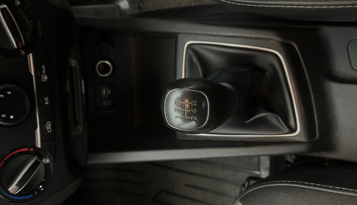 2018 Hyundai Elite i20 SPORTZ 1.2, Petrol, Manual, 61,195 km, Gear Lever