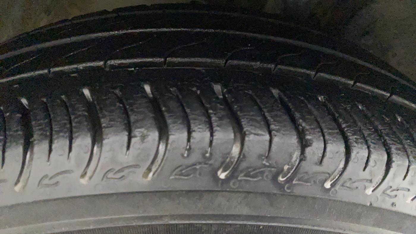 2019 Honda Amaze 1.2L I-VTEC V CVT, Petrol, Automatic, 26,733 km, Right Rear Tyre Tread