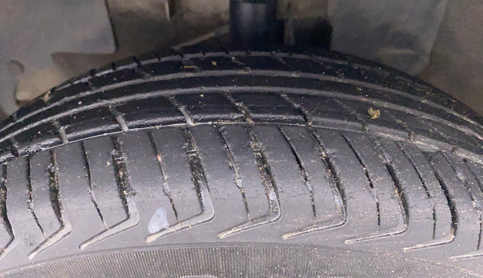 2019 Datsun Redi Go 1.0 S AT, Petrol, Automatic, 38,515 km, Left Front Tyre Tread