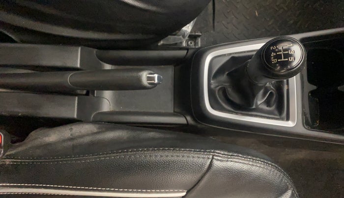 2021 Maruti Swift VXI, Petrol, Manual, 44,249 km, Gear Lever