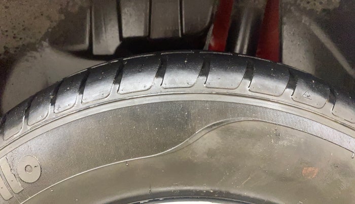 2021 Maruti Swift VXI, Petrol, Manual, 44,249 km, Left Rear Tyre Tread