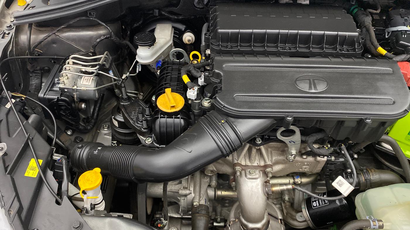 2024 Tata TIGOR XZ PLUS CNG, CNG, Manual, 28,792 km, Engine View - Right