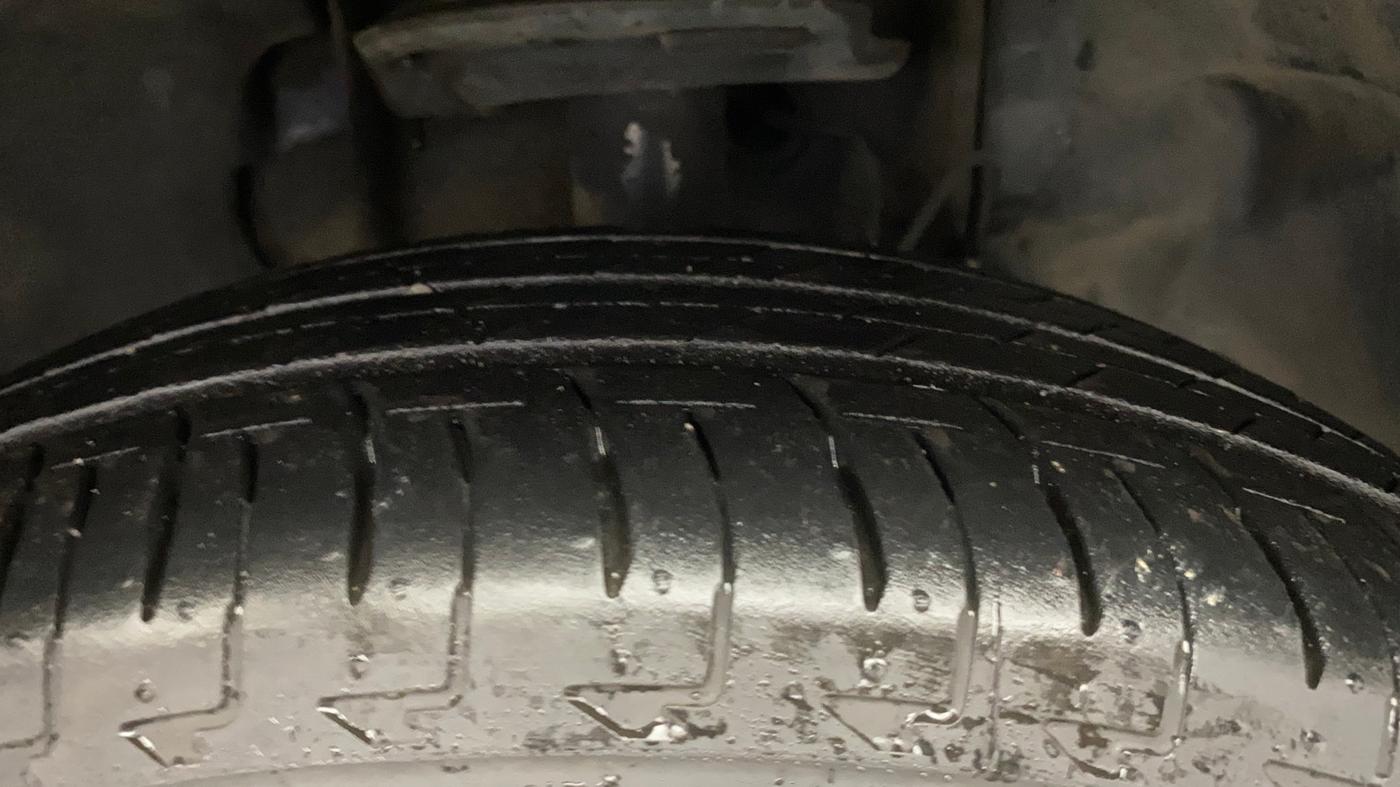 2024 Tata TIGOR XZ PLUS CNG, CNG, Manual, 28,792 km, Right Front Tyre Tread