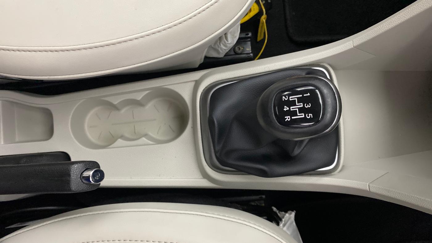 2024 Tata TIGOR XZ PLUS CNG, CNG, Manual, 28,792 km, Gear Lever