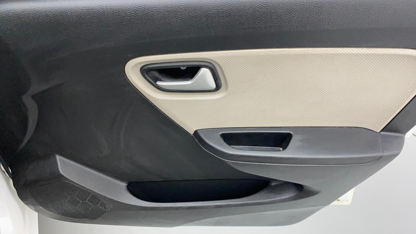 2020 Maruti Alto VXI PLUS, Petrol, Manual, 34,722 km, Driver Side Door Panels Control