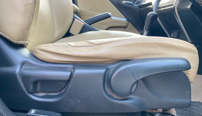 2020 Honda City 1.5L I-VTEC ZX CVT, Petrol, Automatic, 60,934 km, Driver Side Adjustment Panel