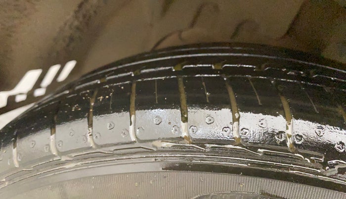 2015 Ford Ecosport AMBIENTE 1.5L PETROL, Petrol, Manual, 77,184 km, Left Front Tyre Tread