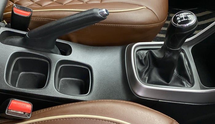 2018 Maruti S Cross DELTA SHVS, Diesel, Manual, 47,732 km, Gear Lever